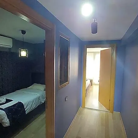 מלון Royal Old Town 5*